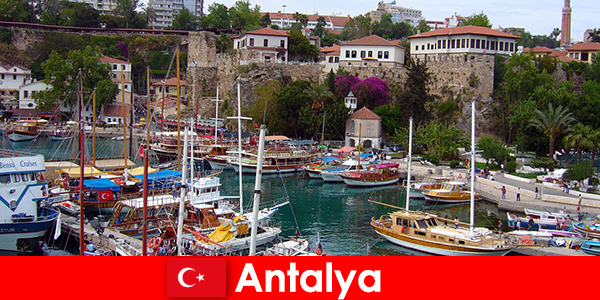 Ваканционен курорт Турция Анталия на брега на Средиземно море