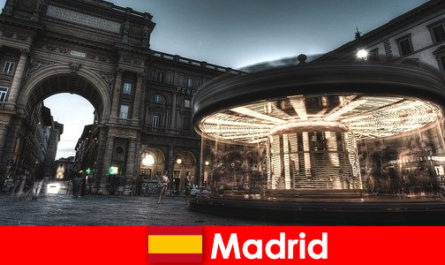 Мадрид, известен със своите кафенета и улични търговци, си заслужава почивка в града