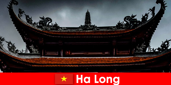 Ха Лонг е известен като културен град сред непознати