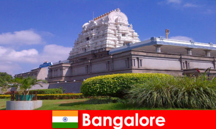 Тайнствените и великолепни храмове на Бангалор