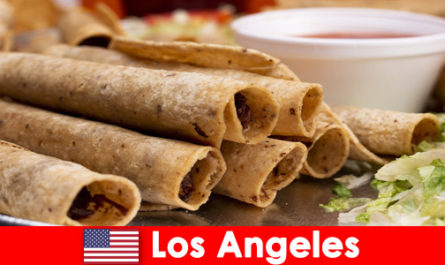 Чуждестранните посетители могат да очакват разнообразни кулинарни събития в най -добрите ресторанти в Лос Анджелис, САЩ
