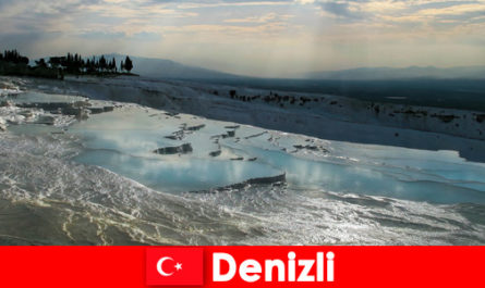 Спа почивка за туристи в лечебните термални извори на Денизли Турция