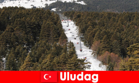 Популярно ваканционно пътуване за скиори до Улудаг Турция е точно сега