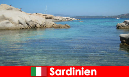 Сардиния Италия предлага море, пясък и чисто слънце за чужденци