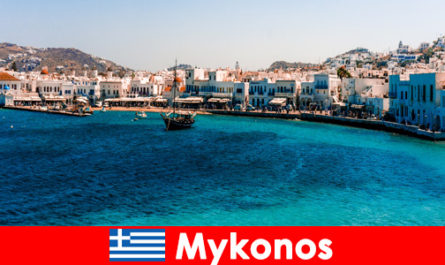 Популярна туристическа дестинация с фантастични плажове в Миконос, Гърция