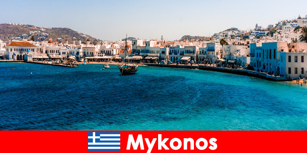 Популярна туристическа дестинация с фантастични плажове в Миконос, Гърция