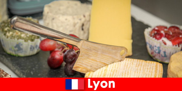 Почиващите се наслаждават на кулинарни изкушения в Лион Франция