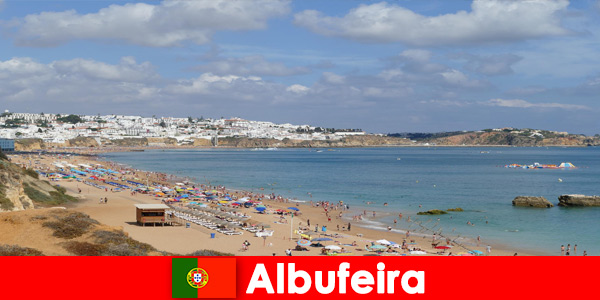 Почиващите в Албуфейра Португалия ще се насладят на природата, морето и добрата храна