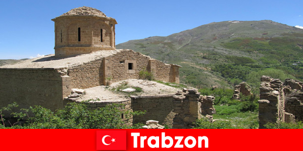Древни руини и забележителности, пропити с история, очароват всеки в Трабзон Турция