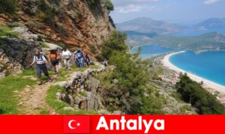 Насладете се на разходки сред природата със зелени гори и красиви гледки в Турция Анталия